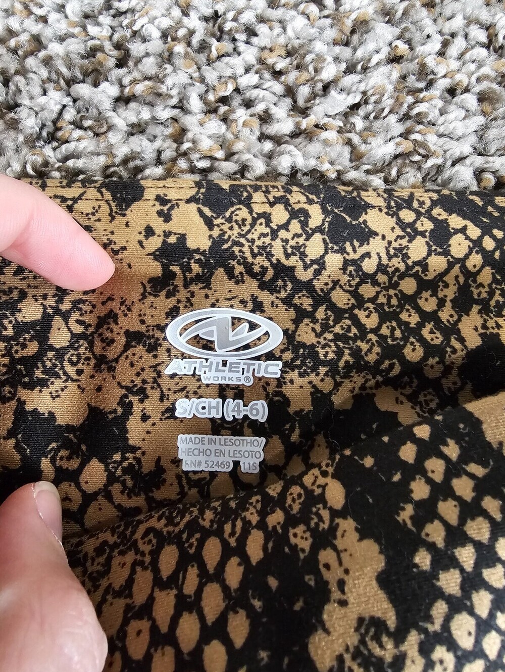 Athletic Works Womens Sz S Ankle Length Leggings Snakeskin Animal Print Gold - Picture 3 of 4